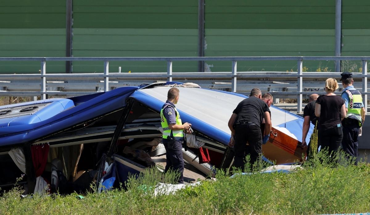 Croatia bus crash: Twelve Polish pilgrims killed and 32 injured